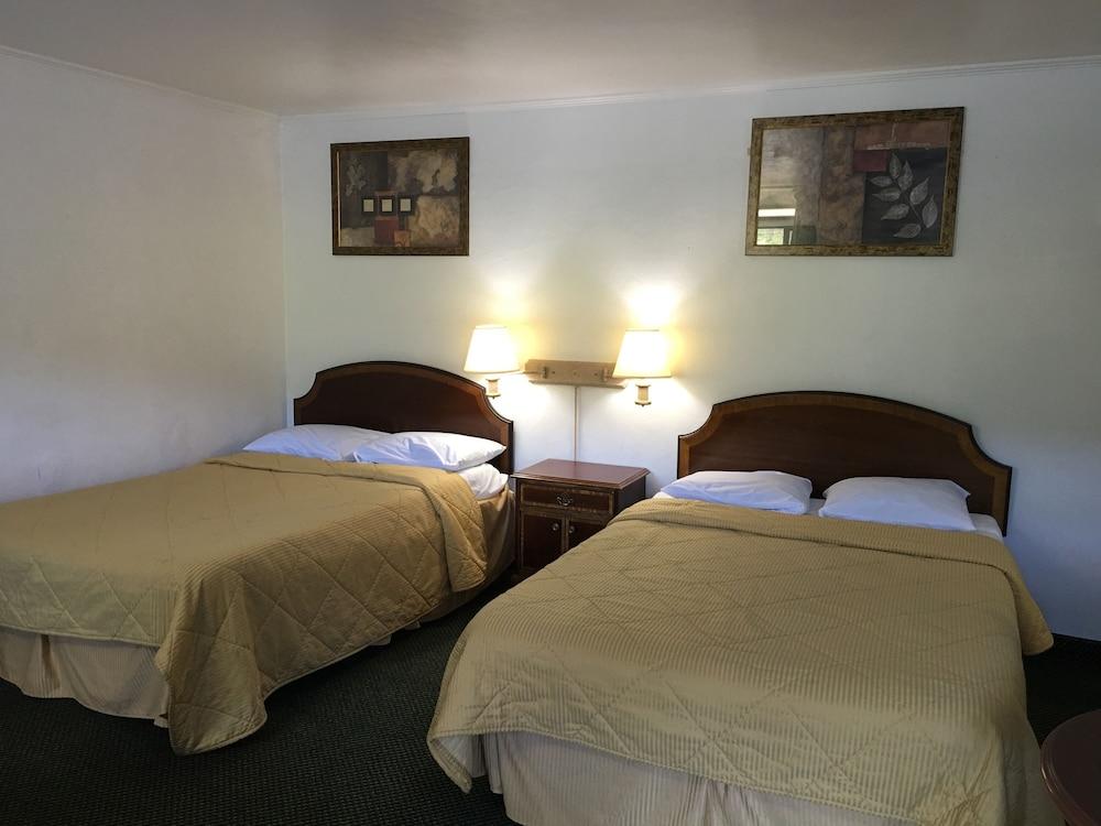 Relax Inn Altoona Esterno foto
